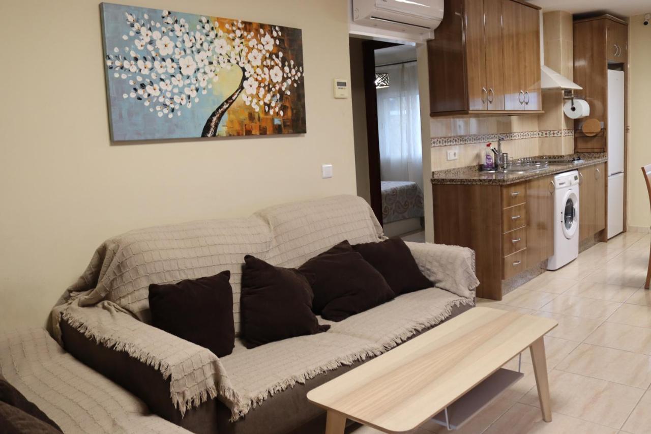 Apartamentos Carihuela Playa, Acogedor, Wifi Y Fibra Optica Torremolinos Ngoại thất bức ảnh